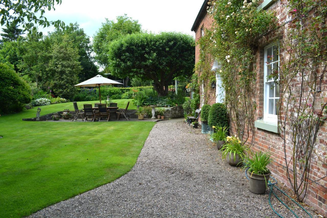 The Old Vicarage Bed & Breakfast Shrewsbury Exterior photo